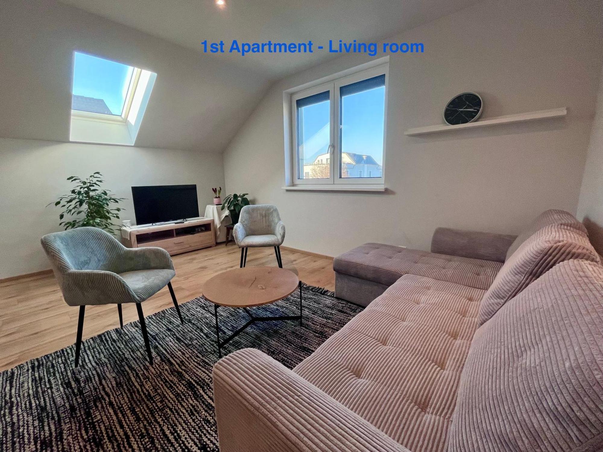 Cozy Apartment Near Vienna Airport Schwechat ภายนอก รูปภาพ